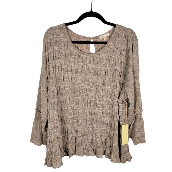 NWT Paper + Tee Top Womens Size 2x Taupe Ruched Blouse Keyhole Back Bell Sleeves - Picture 1 of 8